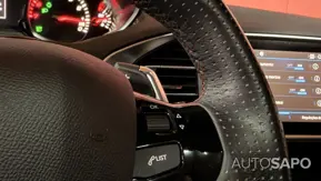 Peugeot 308 1.2 PureTech GT Line EAT8 de 2019