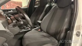 Peugeot 308 1.2 PureTech GT Line EAT8 de 2019