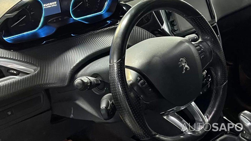 Peugeot 2008 1.2 PureTech GT Line de 2017