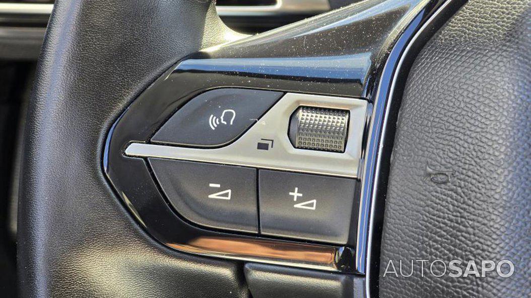 Peugeot 3008 1.5 BlueHDi Active de 2020