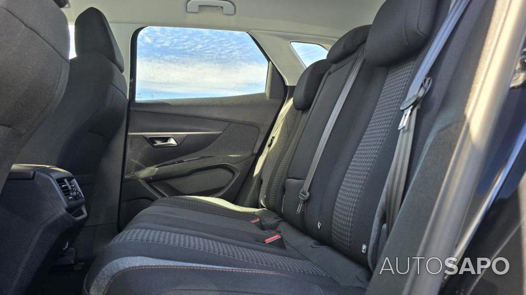 Peugeot 3008 1.5 BlueHDi Active de 2020
