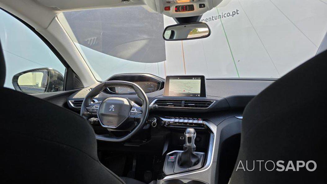 Peugeot 3008 1.5 BlueHDi Active de 2020