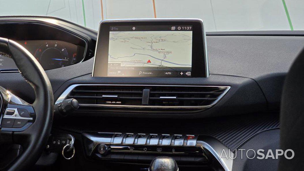 Peugeot 3008 1.5 BlueHDi Active de 2020