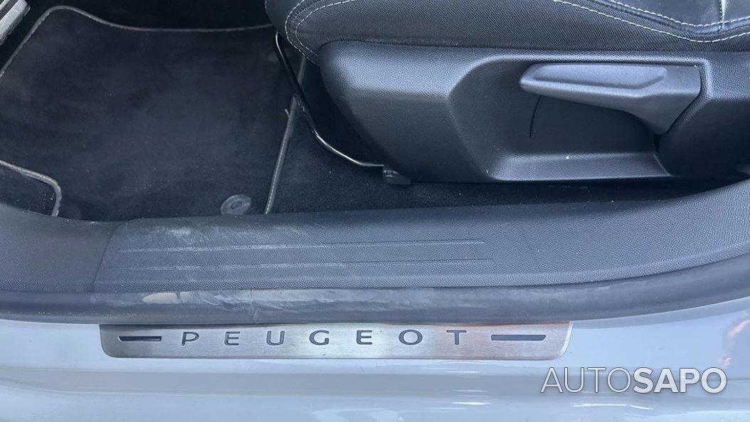Peugeot E-208 de 2022
