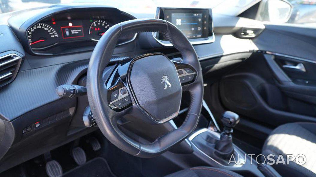 Peugeot 2008 1.2 PureTech Active Pack de 2021