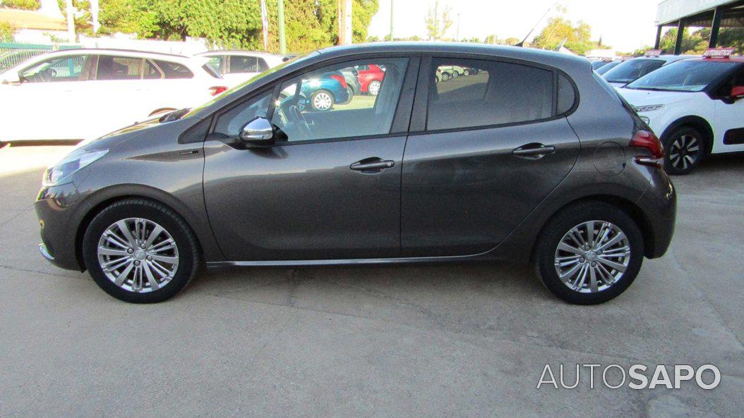 Peugeot 208 1.2 PureTech Allure Pack EAT8 de 2019