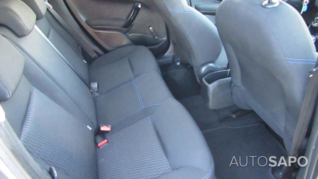Peugeot 208 1.2 PureTech Allure Pack EAT8 de 2019