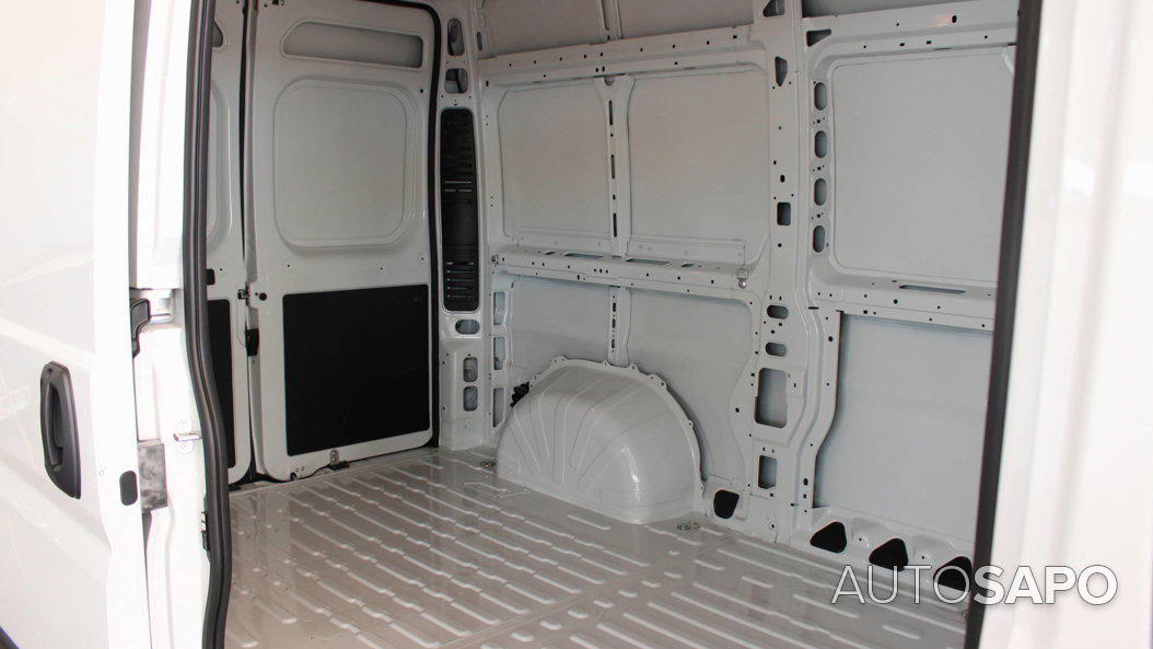 Fiat Ducato 30 2.2 M-Jet MH2 de 2025