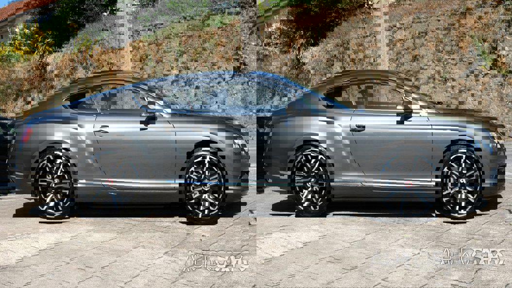 Bentley Continental GT V8 de 2014