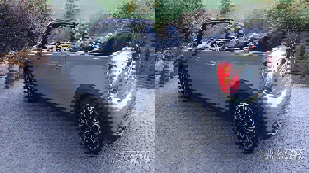 MINI Cabrio Cooper Auto de 2022