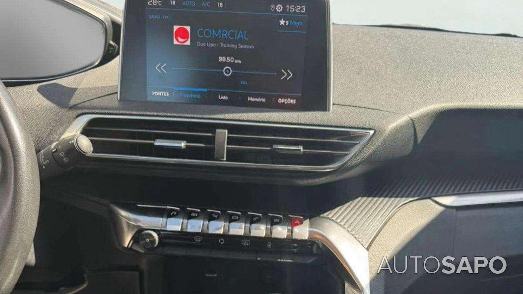 Peugeot 3008 1.2 PureTech Active Pack de 2021