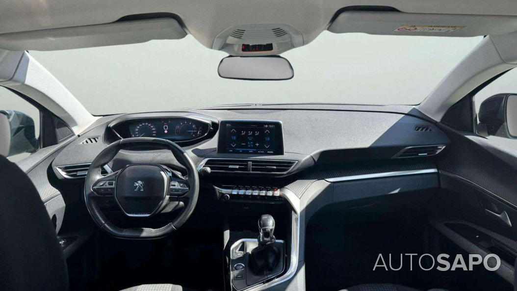 Peugeot 3008 1.2 PureTech Active Pack de 2021