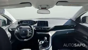 Peugeot 3008 1.2 PureTech Active Pack de 2021
