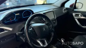 Peugeot 2008 1.2 PureTech Allure de 2019