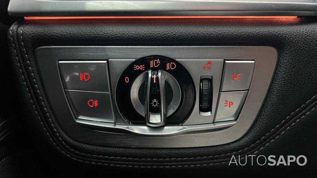 BMW Série 7 730 d Pack M de 2016