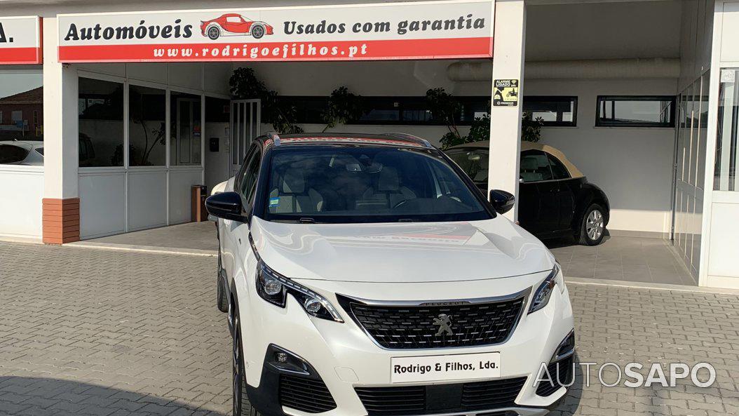 Peugeot 3008 1.6 Hybrid4 Allure e-EAT8 de 2020