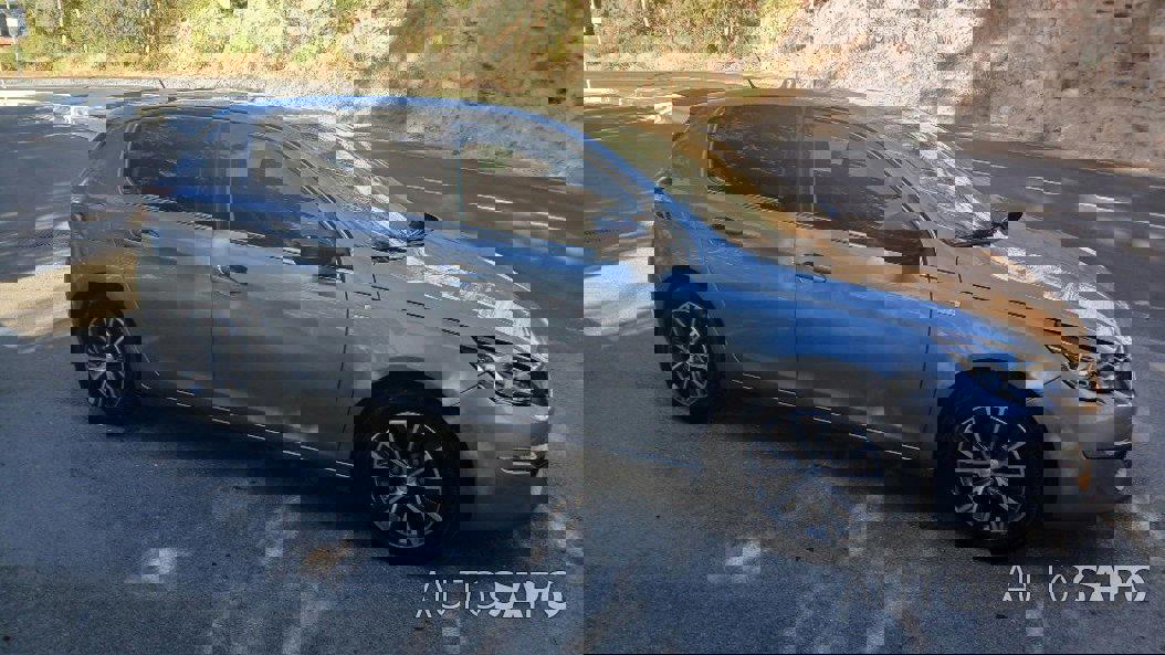 Peugeot 308 1.2 PureTech Active de 2015
