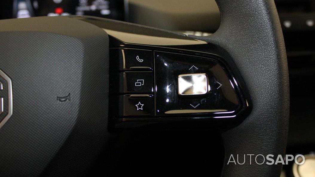 MG MG4 51 kWh Standard de 2025