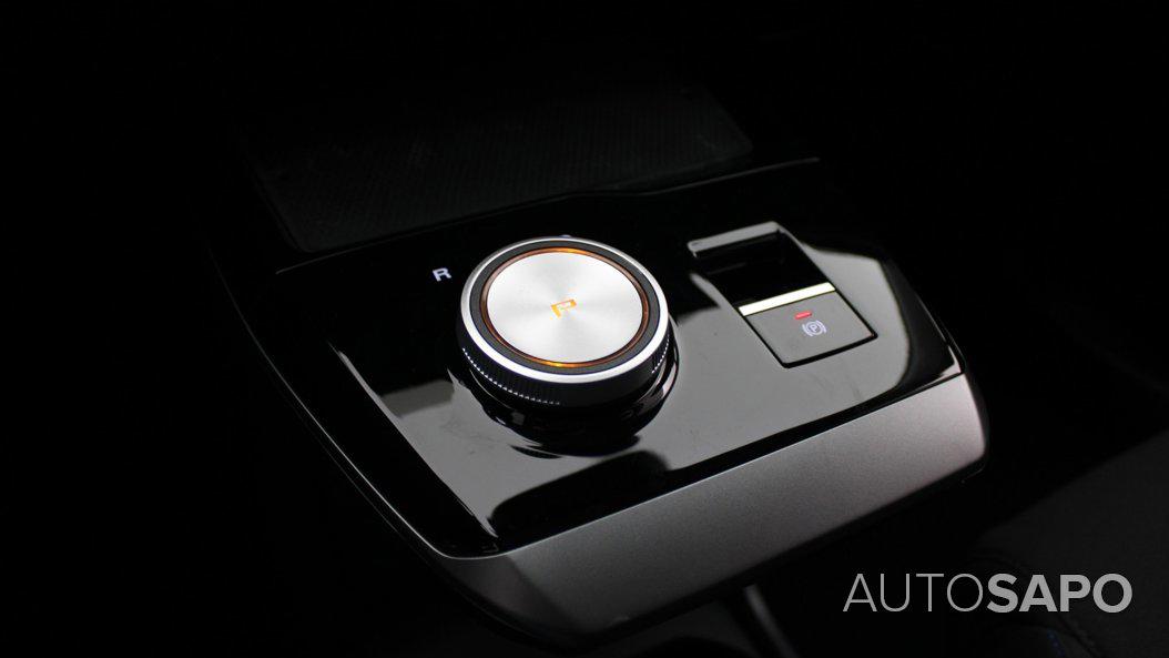 MG MG4 51 kWh Standard de 2025