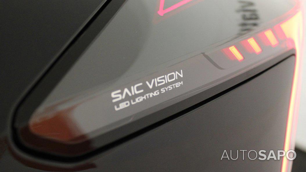 MG MG4 51 kWh Standard de 2025