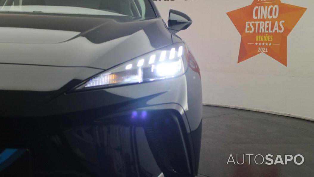 MG MG4 51 kWh Standard de 2025