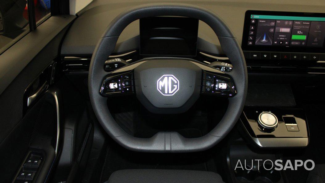 MG MG4 51 kWh Standard de 2025