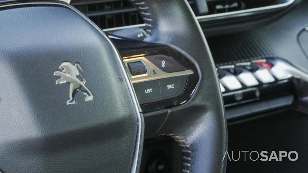 Peugeot 3008 1.5 BlueHDi Style de 2021