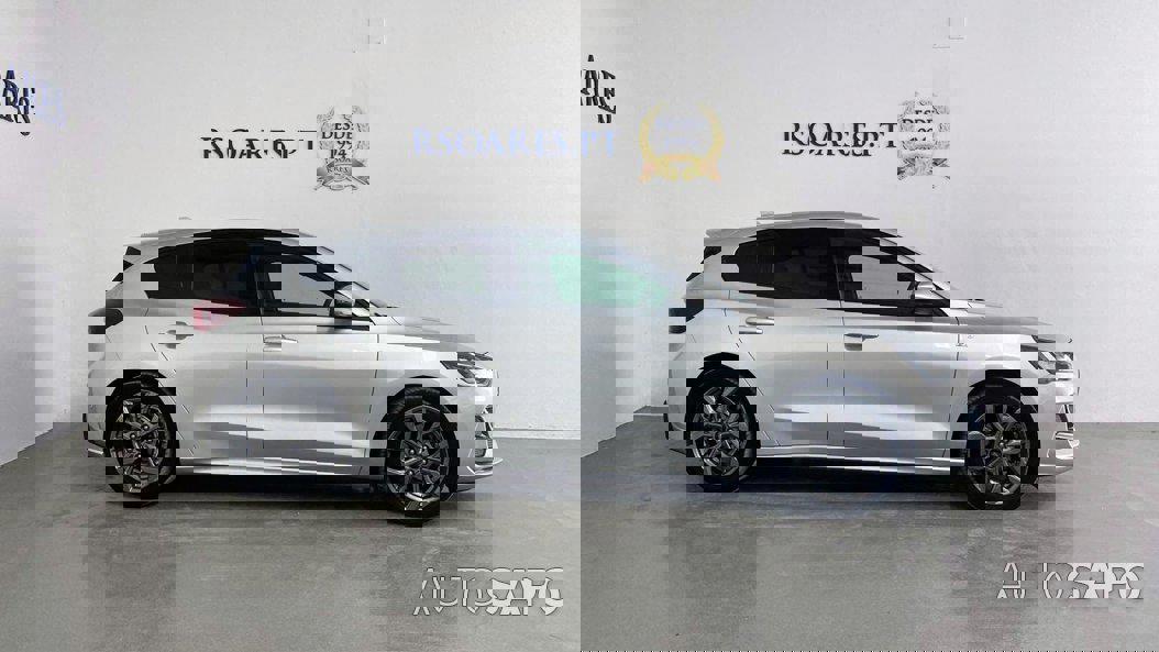 Ford Focus 1.0 EcoBoost MHEV ST-Line de 2023