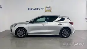 Ford Focus 1.0 EcoBoost MHEV ST-Line de 2023