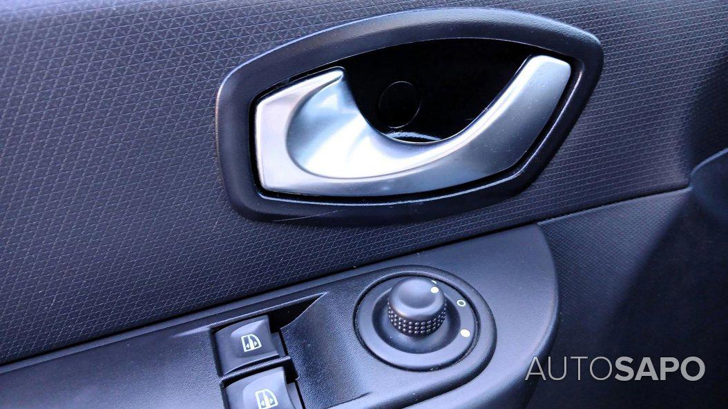 Renault Clio 0.9 TCE Dynamique S de 2015