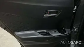 Toyota C-HR 1.8 Hybrid Exclusive de 2023