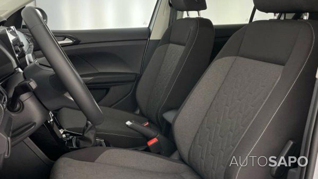 Volkswagen T-Cross 1.0 TSI de 2024