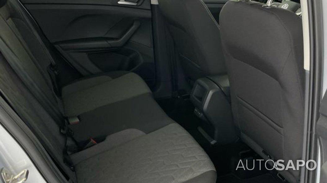 Volkswagen T-Cross 1.0 TSI de 2024