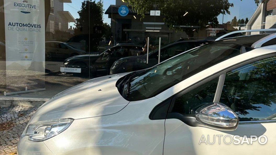 Peugeot 2008 1.2 PureTech Allure de 2015