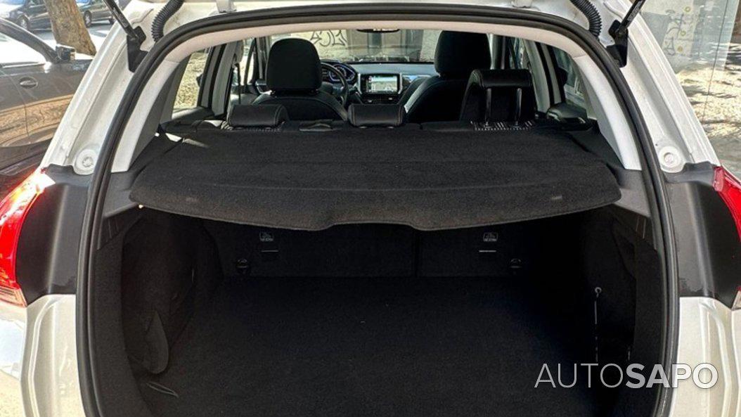 Peugeot 2008 1.2 PureTech Allure de 2015