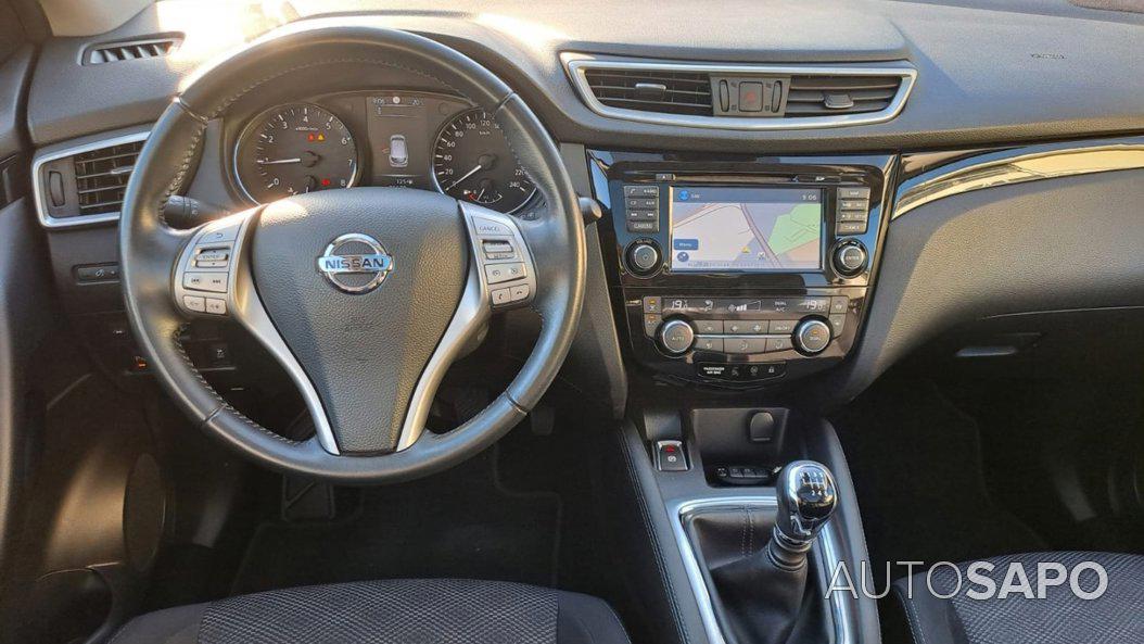 Nissan Qashqai 1.2 DIG-T N-Connecta 18 de 2016
