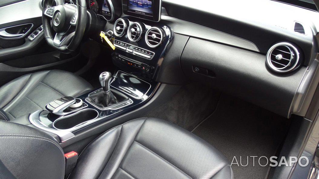 Mercedes-Benz Classe C 220 BlueTEC AMG Line de 2016