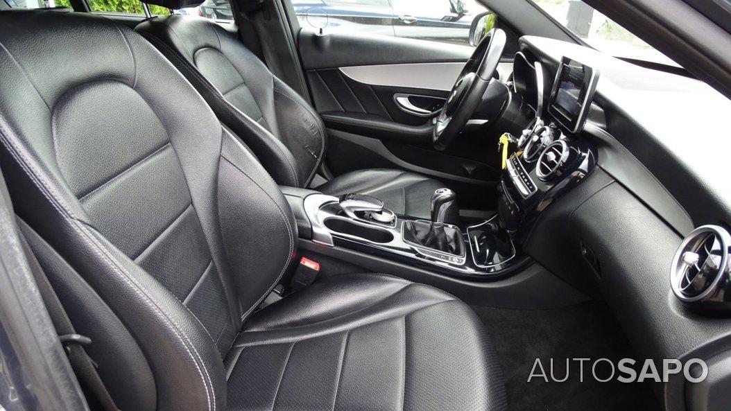 Mercedes-Benz Classe C 220 BlueTEC AMG Line de 2016