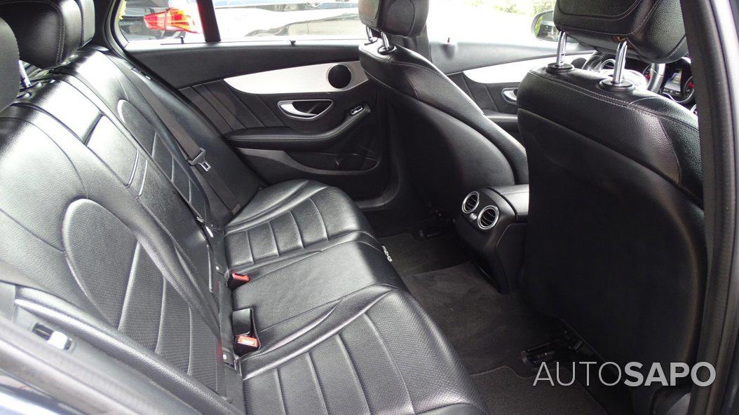 Mercedes-Benz Classe C 220 BlueTEC AMG Line de 2016