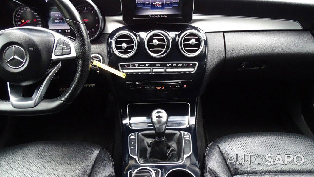 Mercedes-Benz Classe C 220 BlueTEC AMG Line de 2016