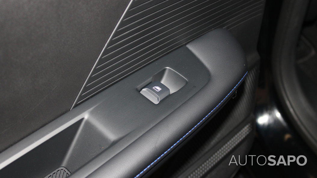 MG MG4 51 kWh Standard de 2025