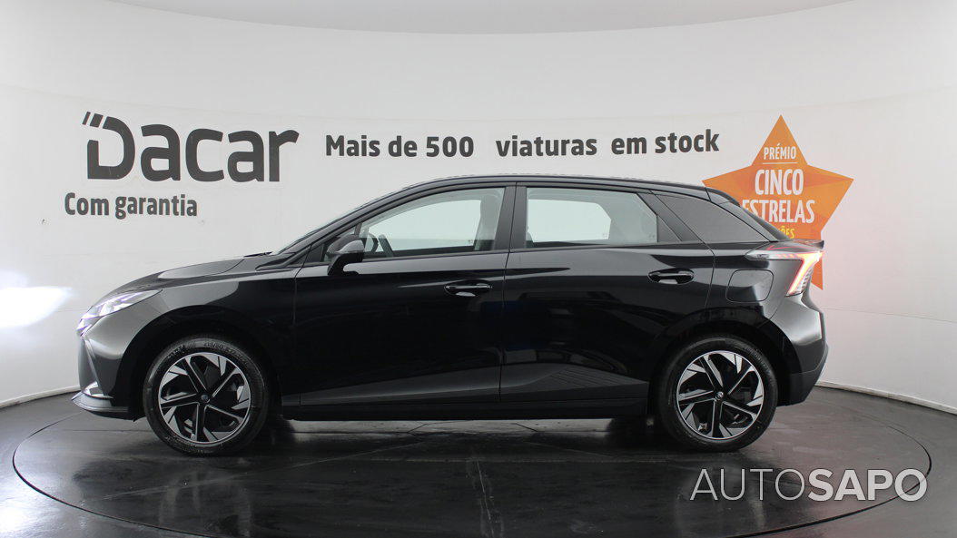 MG MG4 51 kWh Standard de 2025