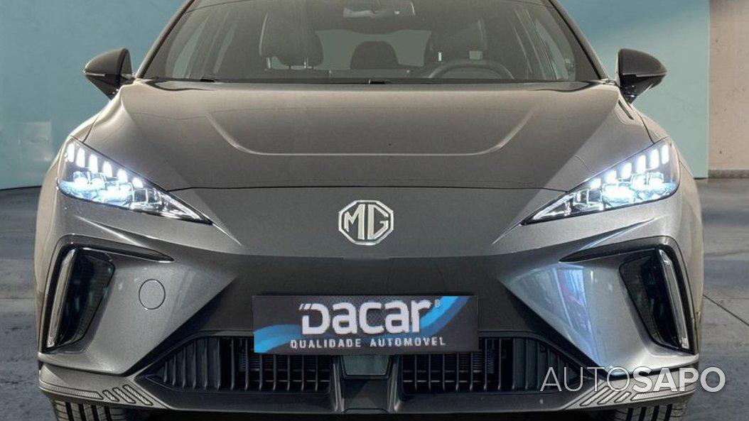 MG MG4 64 kWh Luxury de 2025