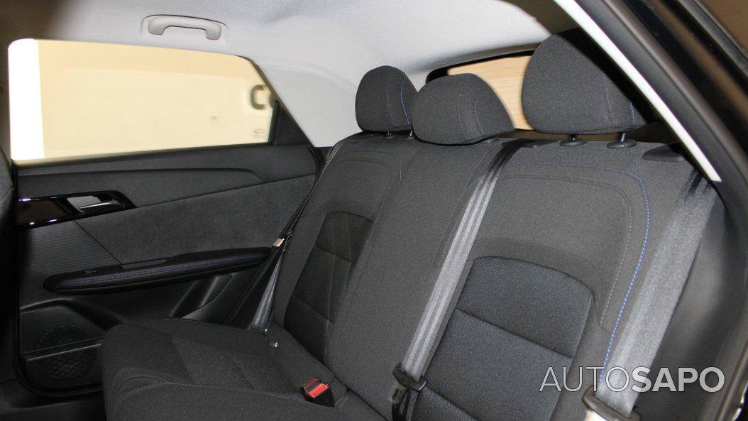 MG MG4 51 kWh Standard de 2025