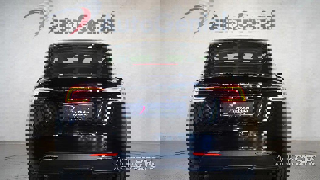 Tesla Model 3 de 2025