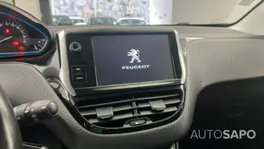 Peugeot 2008 1.2 PureTech Allure de 2016