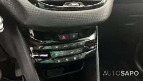 Peugeot 2008 1.2 PureTech Allure de 2016