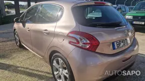 Peugeot 208 de 2012