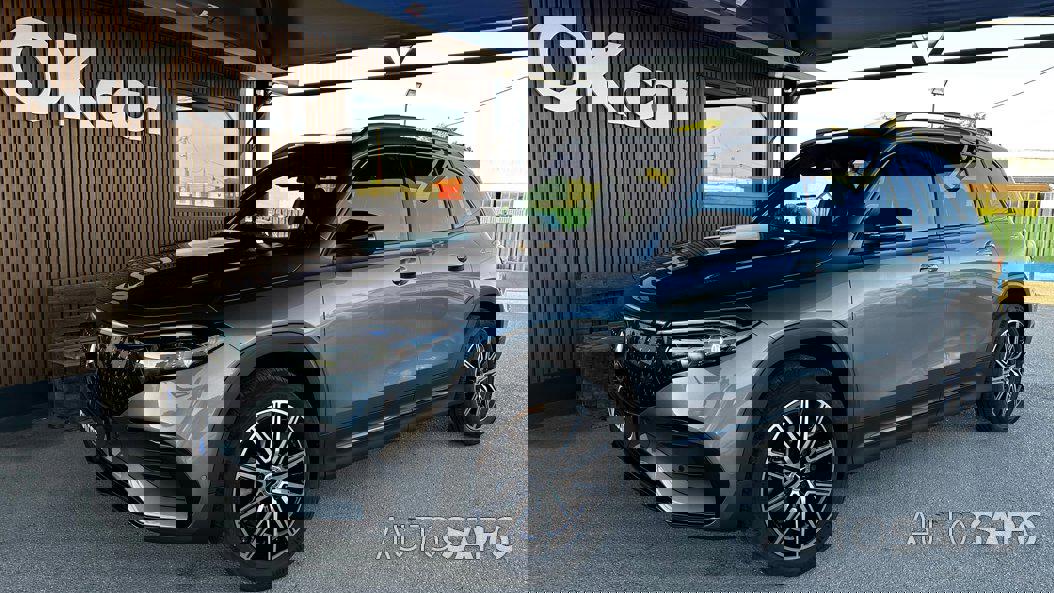 Mercedes-Benz EQB de 2024