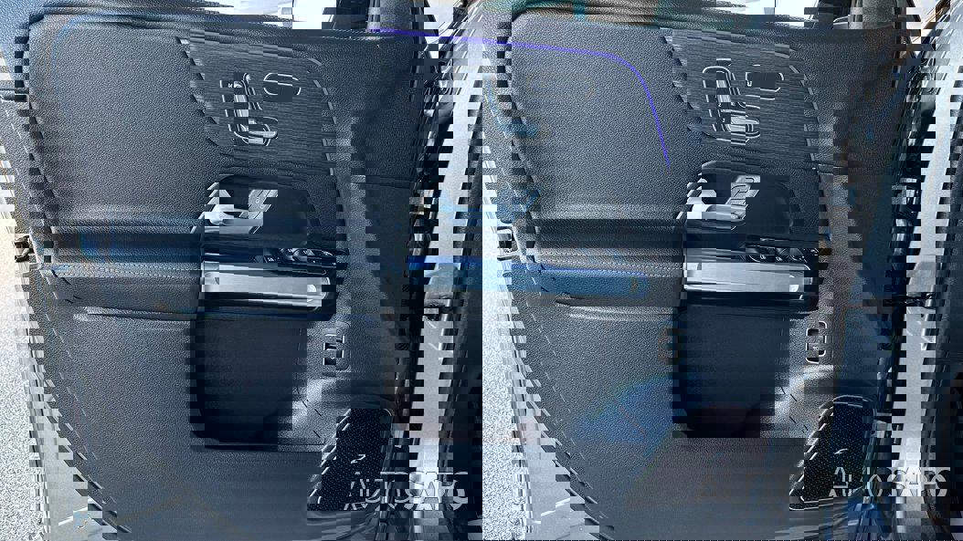 Mercedes-Benz EQB de 2024